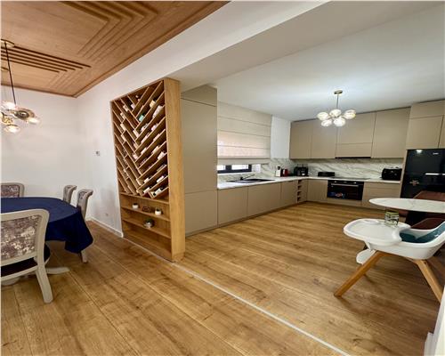 Vanzare casa 4 camere,  mobilata/ utilata, Ploiesti,  cartier MRS Country