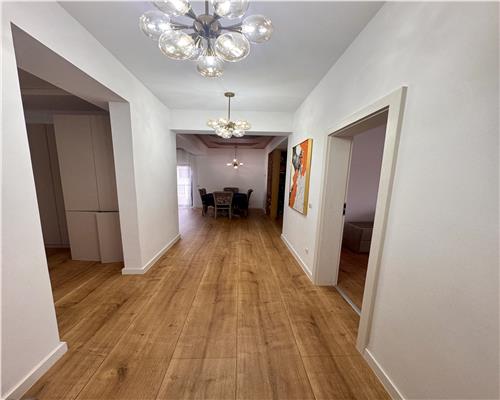 Vanzare casa 4 camere,  mobilata/ utilata, Ploiesti,  cartier MRS Country