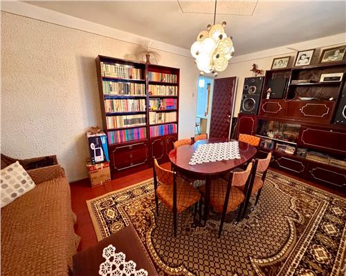 Vanzare apartament 4 camere, 2 bai, in Ploiesti, zona Parcul Aurora