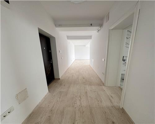 Apartament 2 camere, 2 balcoane,  2 locuri de parcare, Ploiesti, zona Albert