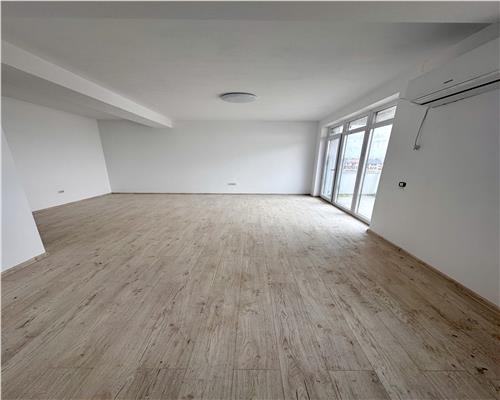 Apartament 2 camere, 2 balcoane,  2 locuri de parcare, Ploiesti, zona Albert