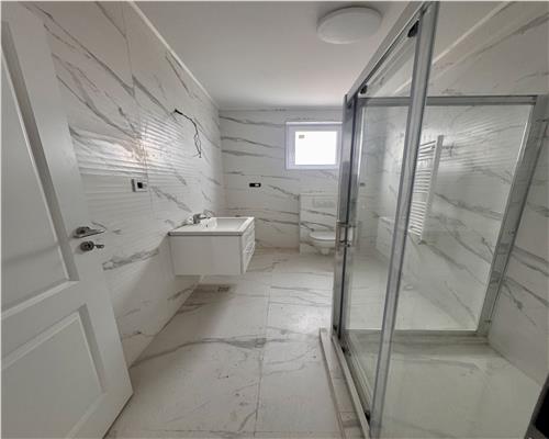 Vanzare apartament 3 camere, 2 locuri de parcare, bloc nou, Ploiesti, Albert