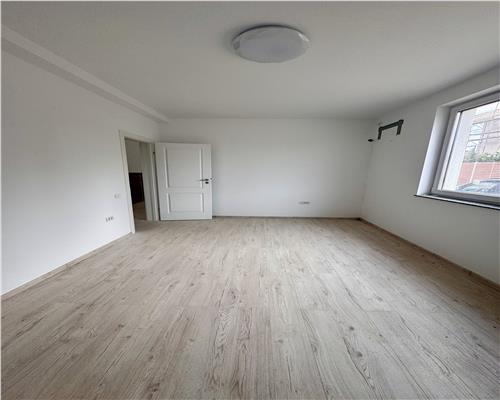 Vanzare apartament 3 camere, 2 locuri de parcare, bloc nou, Ploiesti, Albert