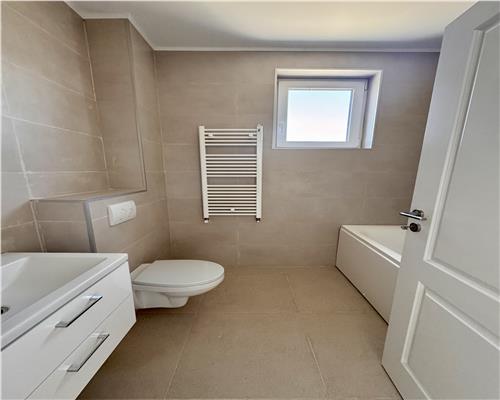 Vanzare apartament 3 camere, 2 locuri de parcare, bloc nou, Ploiesti, Albert