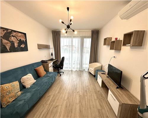 Inchiriere apartament 3 camere, Ploiesti, zona  Albert, parcare proprie