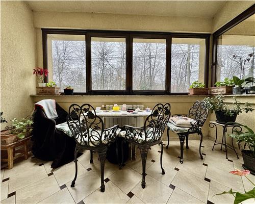 Vila D+P+1E, 11 camere, Bulevard, Ploiesti