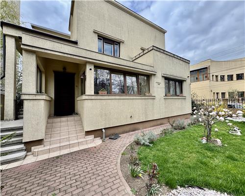 Vila D+P+1E, 11 camere, Bulevard, Ploiesti