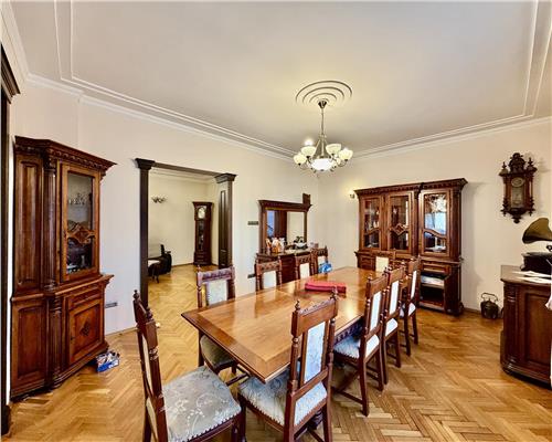 Vila D+P+1E, 11 camere, Bulevard, Ploiesti