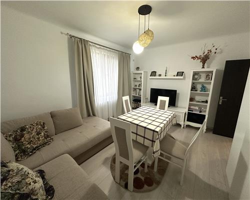 Inchiriez apartament 2 camere, ultracentral, Ploiesti, gradina proprie