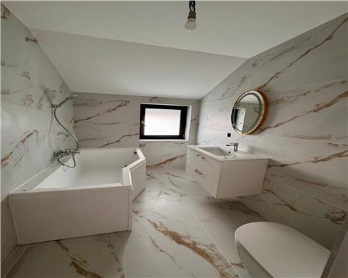 Casa 8 camere, in Ploiesti zona Albert