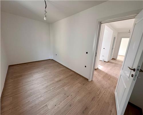 Casa 8 camere, in Ploiesti zona Albert