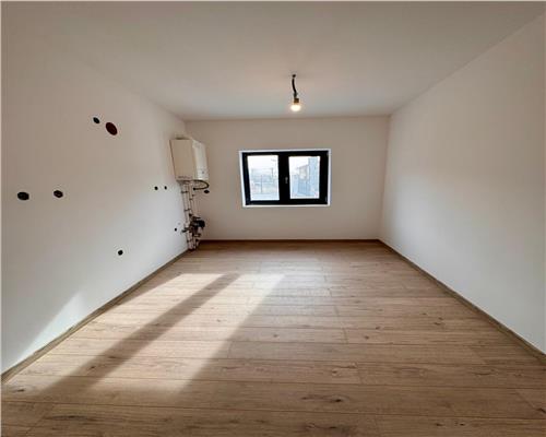 Casa 8 camere, in Ploiesti zona Albert