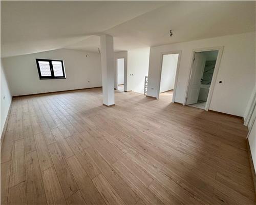 Casa 8 camere, in Ploiesti zona Albert