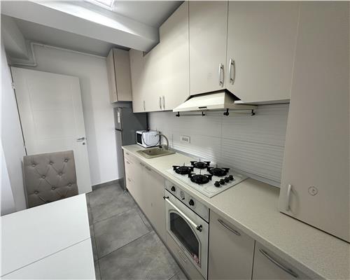 Inchiriere apartament 3 camere modern, in Ploiesti, cartier Albert