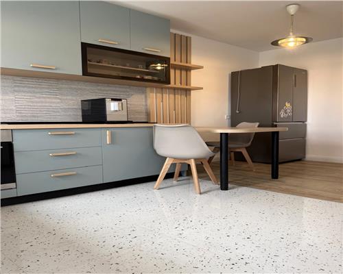 Apartament 3 camere, spatios, prima inchiriere, zona Piata M. Viteazul, Ploiesti