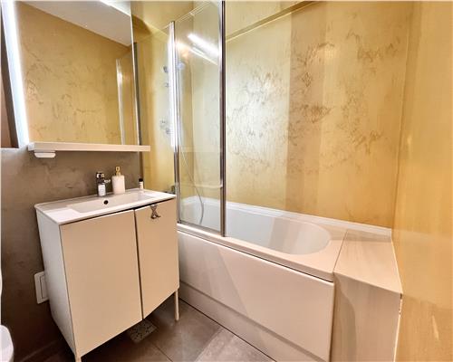 Inchiriere apartament de lux,  2 camere, bloc nou, cartier Albert, Ploiesti