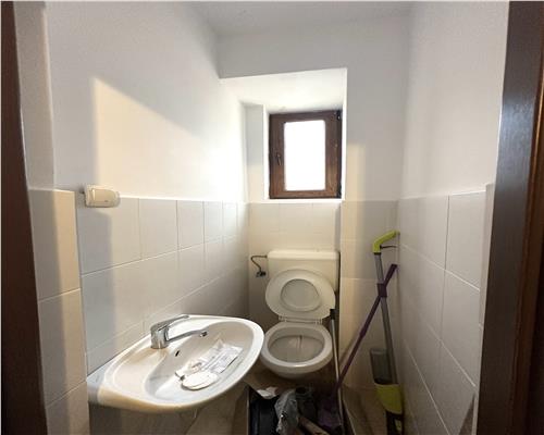 Inchiriere spatiu comercial sau birouri, 100 mp, ultracentral Ploiesti