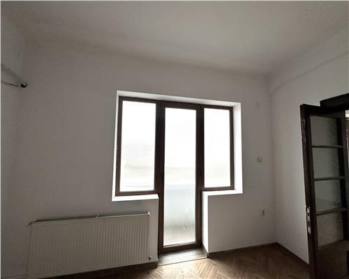 Inchiriere spatiu comercial sau birouri, 100 mp, ultracentral Ploiesti