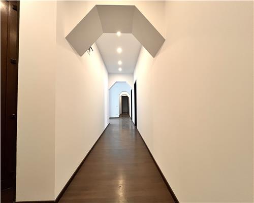 Inchiriere spatiu comercial sau birouri, 147mp, ultracentral Ploiesti