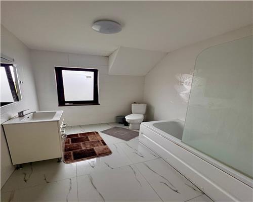 Casa 5 camere, in Strejnicu, la 5 minute de Ploiesti