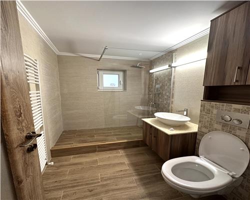 Apartament de lux, prima inchiriere, centrala proprie, zona Paltinis, Ploiesti