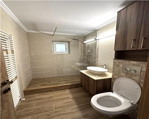 Apartament de lux, prima inchiriere, centrala proprie, zona Paltinis, Ploiesti