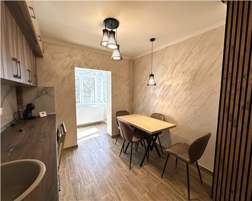 Apartament de lux, prima inchiriere, centrala proprie, zona Paltinis, Ploiesti
