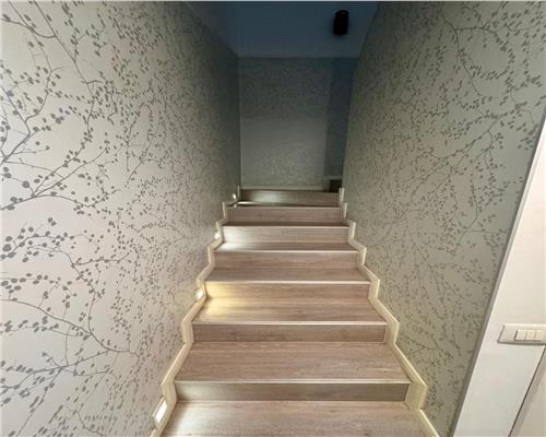 Casa 4 camere, in Ploiesti, cartier Irish Park.