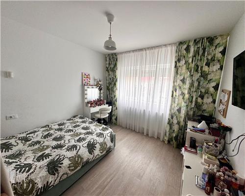 Casa 4 camere, in Ploiesti, cartier Irish Park.