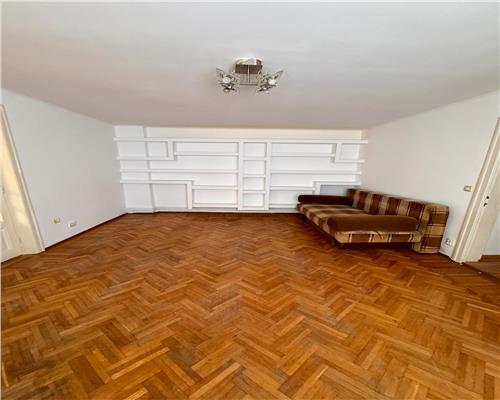 Casa 3 camere pentru activitati comerciale sau cazare muncitori, Ploiesti, zona centrala.