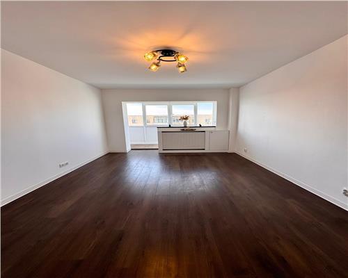 Apartament 4 camere, complet renovat, Ploiesti, zona Malu Rosu.