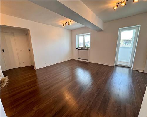 Apartament 4 camere, complet renovat, Ploiesti, zona Malu Rosu.