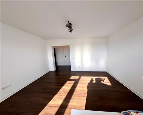 Apartament 4 camere, complet renovat, Ploiesti, zona Malu Rosu.