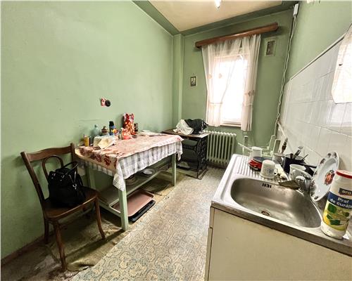 Vanzare apartament 2 camere, zona Sud, Bulevardul Castanilor, Ploiesti