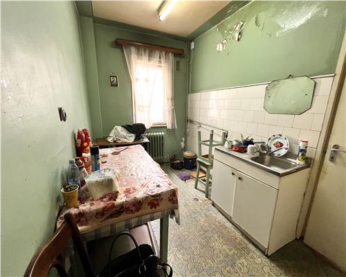 Vanzare apartament 2 camere, zona Sud, Bulevardul Castanilor, Ploiesti