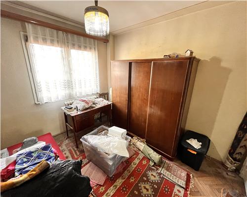 Vanzare apartament 2 camere, zona Sud, Bulevardul Castanilor, Ploiesti