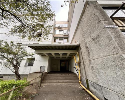 Vanzare apartament 2 camere, zona Sud, Bulevardul Castanilor, Ploiesti