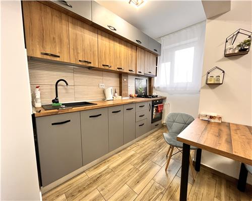 Inchiriere apartament 2 camere, renovat, zona ultracentrala, Ploiesti