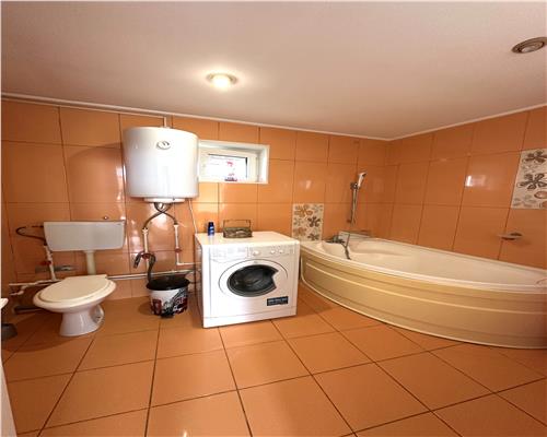 Inchiriere apartament 3 camere, Ploiesti, zona AFI Palace