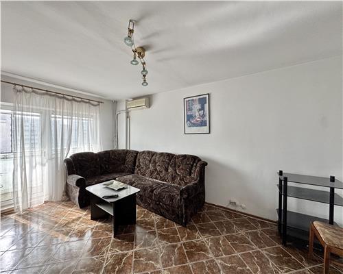 Inchiriere apartament 3 camere, zona ultracentrala, spatios, 2 bai, 2 balcoane, Ploiesti