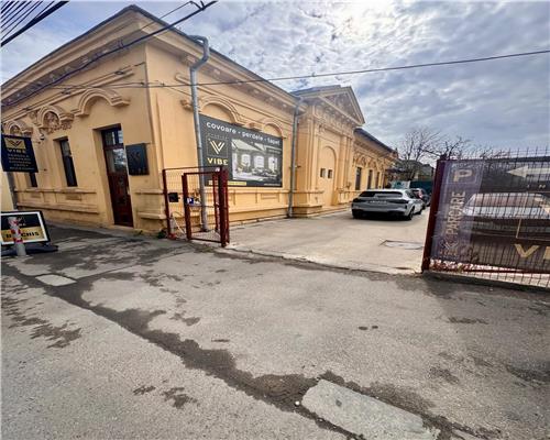 Spatiu comercial de inchiriat, in Ploiesti, zona ultracentrala.