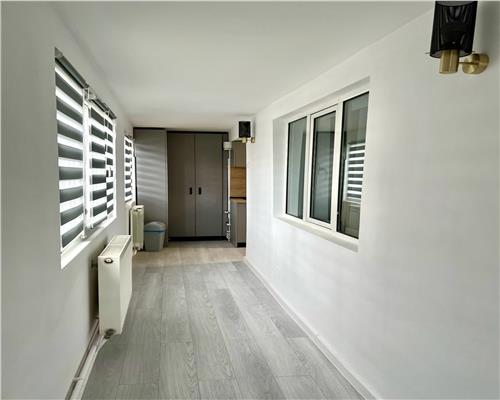 Inchiriere apartament 2 camere, Ploiesti, zona 9 mai