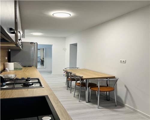 Inchiriere apartament 2 camere, Ploiesti, zona 9 mai