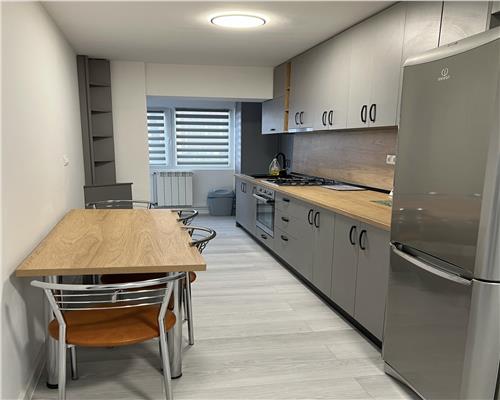 Inchiriere apartament 2 camere, Ploiesti, zona 9 mai