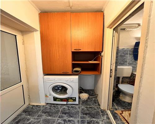 Vanzare apartament 2 camere, zona Nord, Complexul Mestesugaresc, Ploiesti