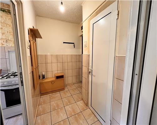 Vanzare apartament 2 camere, zona Nord, Complexul Mestesugaresc, Ploiesti