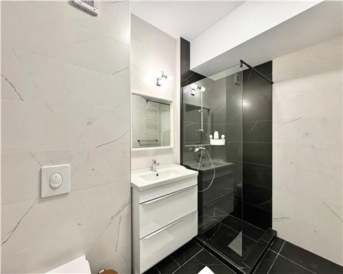 Apartament 3 camere de lux, 3 locuri de parcare,MRS Country,langa Ploiesti.