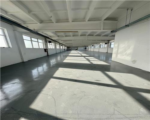 Hala industriala P+1E, 1646 mp, Ploiesti, Mihai Bravu, acces tir.
