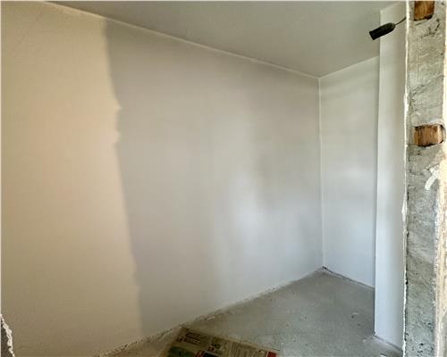 Vanzare apartament 2 camere, decomandat, zona Democratiei, Ploiesti