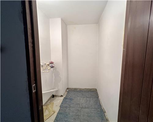 Vanzare apartament 2 camere, decomandat, zona Democratiei, Ploiesti